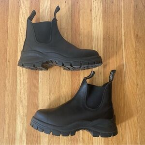 Blundstone Women’s Lug #2240, size AU 4.5/ US 7.5